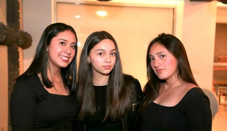  Renata Rivera, Isabela Morales y Daniela Moreno.