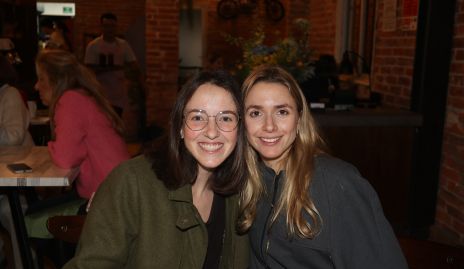  Yolanda Navarro y Faustina Villarreal.