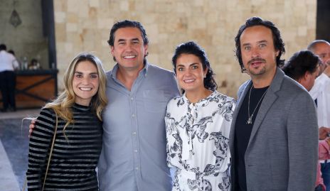  Adelina Zendejas, Alejandro Oropeza, Ana Sofía Velázquez y Jaime Valle.
arm27.jpg