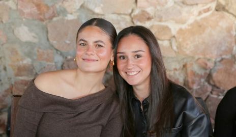  Fantine Abud y Gabriela Hinojosa.