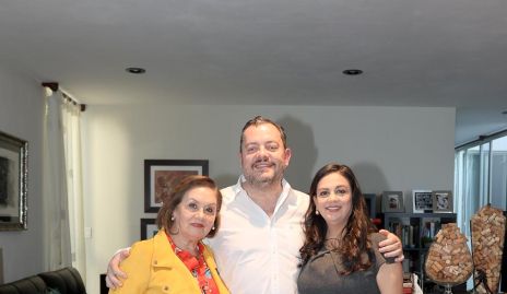  Mary Nieto, Ramón Meade y Alejandra Martínez.