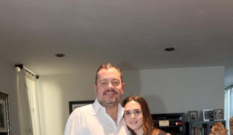  Ramón Meade con su hija Emilia.