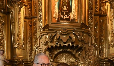  Miguel Torres y Mónica Hernández con su nieto José Manuel.