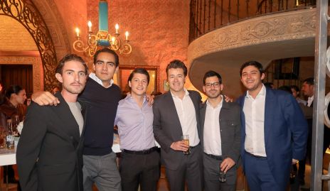  Marco Ciuffardi, Mau Sánchez, Santiago González, Gastón Lozano, Arturo Hernández y Matew Delgado.