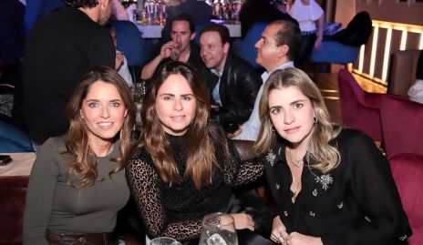  Luzde Gómez, Marianne Velasco y Daniela Muriel.
