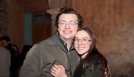  Aldo Martínez y Ale Morales se comprometieron en matrinonio.