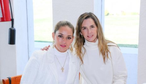  María Torres y Eunice Camacho.