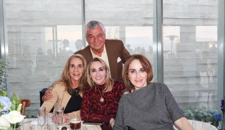  Gaby Cantú, Gerardo Labastida, Adriana Torre y Gaby Torre.