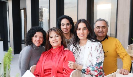  Ale Labastida, Paulina Gordoa, Elsa Nájera, Andrea Espinosa y Toño Espinosa.