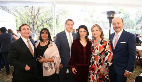  Héctor Cabral, Gaby Dauajare, Alfonso Castillo, Lety Ivón, Marlú Mendizábal y Ricardo Estrada.