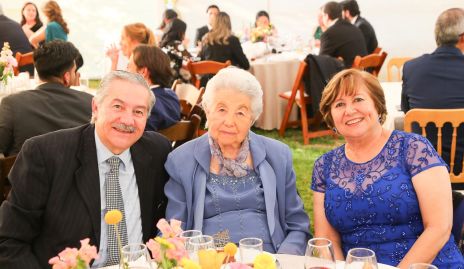  Jorge Ávila, María Guadalupe Tobías y Silvia Lucila Acosta.