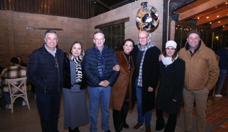  Roberto Michel, Ale Gordoa, Alejandro Michel, Mónica Carvajar, Javier Michel, Graciela Hernández y José Ignacio Michel.