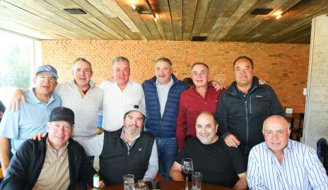  Serafín Ortiz, Gerardo Valle, José Eduardo Maza, Javier Alcalde, Alejandro Aguillón, Oscar Mendizábal, Mauricio Balbontín, Eduardo Nieto y Juan Manuel Córdova.