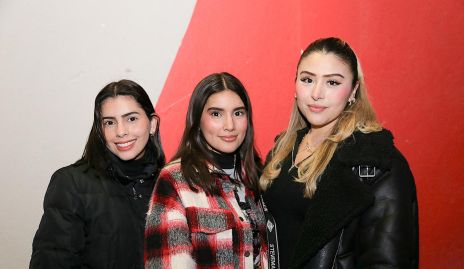  Casandra Gámez, Marisa y Mariana.