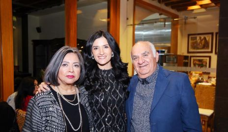  Rocío Guerrero, Ale Cano y Álvaro Cano.