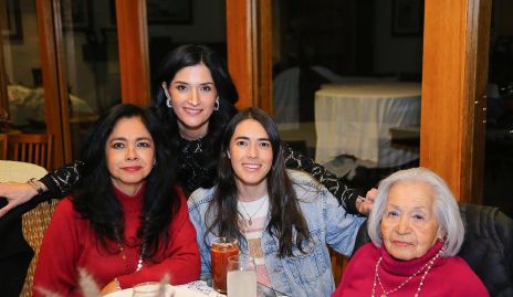  Liliana Guerrero, Ale Cano, Eli González y Rosa Escalante.