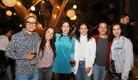  Leo Leal, Mónica Mateos, Coquis Valdez, Daniela Cano, Oscar Ochoa y Maguie Garcín.