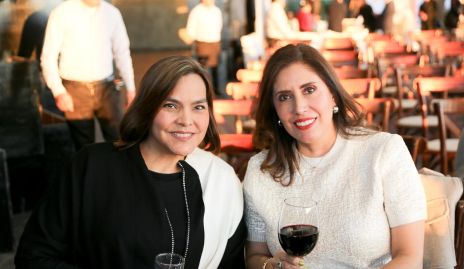  Liliana Campos y Yadira Sánchez.