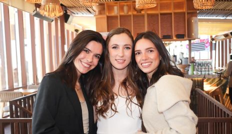  Montse Hampshire, Celina Gallegos y Montserrat Piñero.