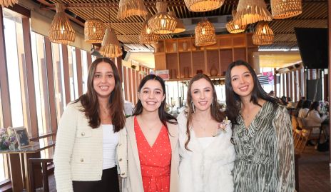  Celina Gallegos, Julieta Contreras, Isa Villanueva y Sofía Villanueva.