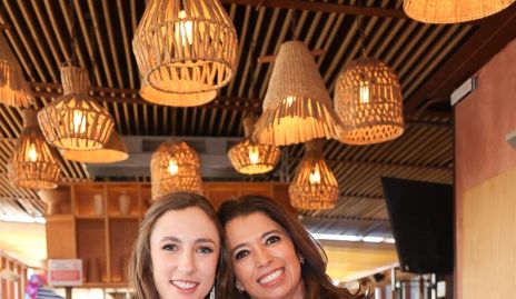  Celina Gallegos y Fina Alcocer.