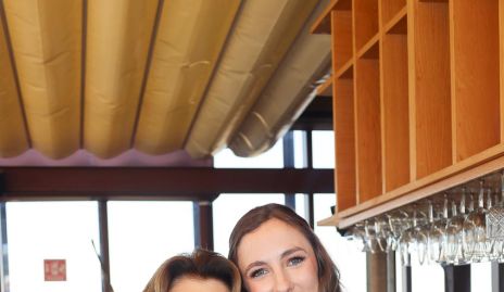  Celina Siller con su nieta Celina Gallegos.