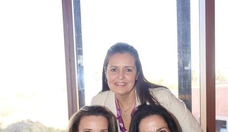  Laura Monsech, Begoña López y Gabriela Gómez.