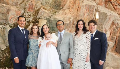  Marina Jourdain, Ricardo Leos, Luli Lamas, Javier Campos Mariana Lamas y Jordi Madrigal con Patricio.