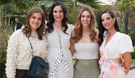  Paulina Castillo, Mariana Lamas, María Stevens y Luli Lamas.