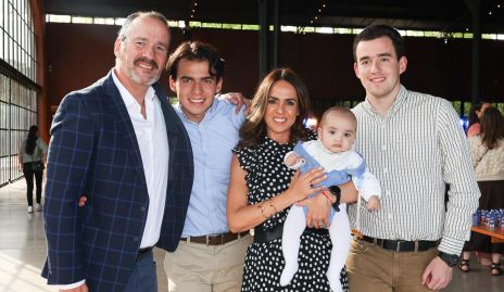  Arturo Lamas, Alejandro Lamas, Luli Vargas, Patricio Campos y  Arthur Lamas.