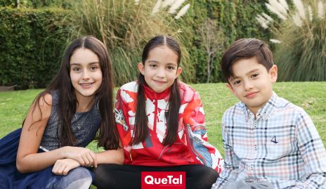  Ángela, Victoria y Humberto.
