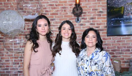  Fernanda Duarte, Andrea Ortiz y Ana Rangel.