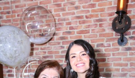 Alina Manzo y Andrea Ortiz.