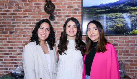  Michelle Peralta, Andrea Ortiz y Marce Patiño.