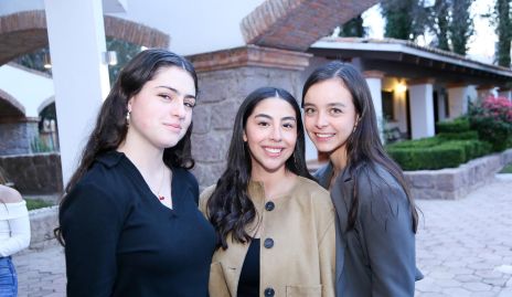  Isabel, Ana y Pau.