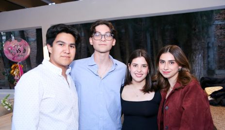  Rafa, Carlos, Marijó Villalobos y Nuria Torrescano.
