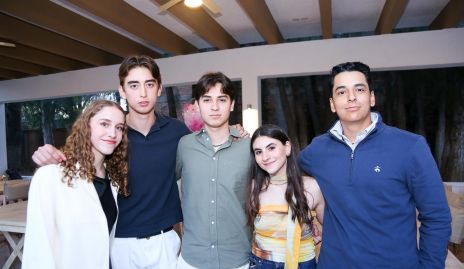  Sofi, José, Francisco, Xime y Luis.