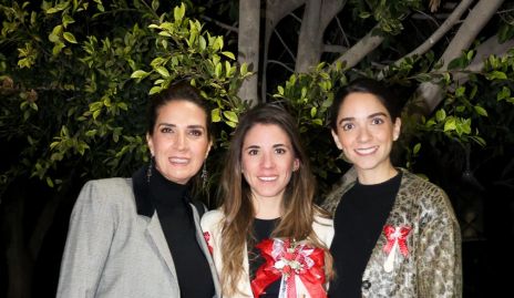  Lourdes Velázquez con sus hijas Isabel y Sofía Álvarez.