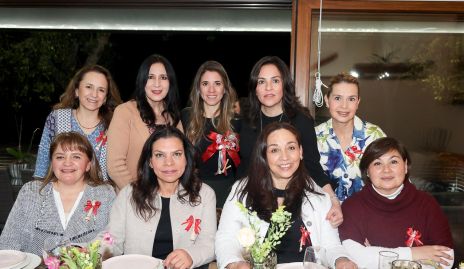  Yolanda Gocher, Manena Alonso, Isabel Álvarez, Nora Armendáriz, Marcela Carrillo, Carla Contreras, Georgina Gutiérrez y Sara Treviño.