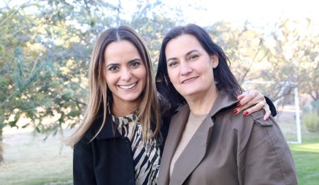  Gloria Medina y Sandra Morelos.