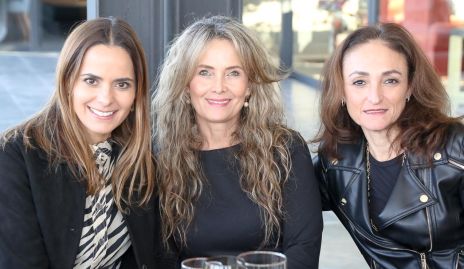  Gloria Medina, Karina Vita y Adriana Ocaña.