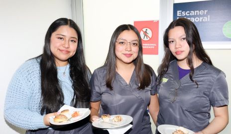  Evelyn, Paola Mesa e Isa Ramírez.