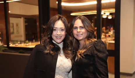  Roberta Martínez y Marianne Velasco.