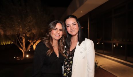  Marianne Velasco y Mariana Meade.