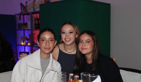  Nicole Meza, María José Cantú y Alexa Miranda.