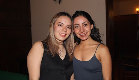  Ángela Mitre y Rebeca Zamora.