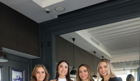  Olga Suárez, Andrea de la Torre, Edith Leyva y Ale Alessi.