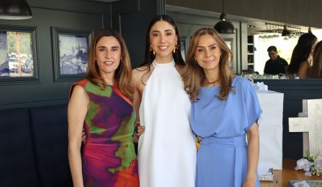  Verónica de de la Torre, Andrea de la Torre y Olga Suárez.