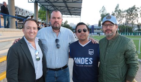  Javier Algara, Andrés Vázquez, Clemente Guerrero y Fernando Toranzo.