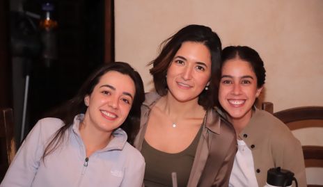  Eugenia Torres, Ana Paula González y Natalia Navarro.